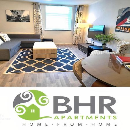 Excellent Location - City Centre - Parking - 4 Beds -2 Bedrooms Belfast Buitenkant foto