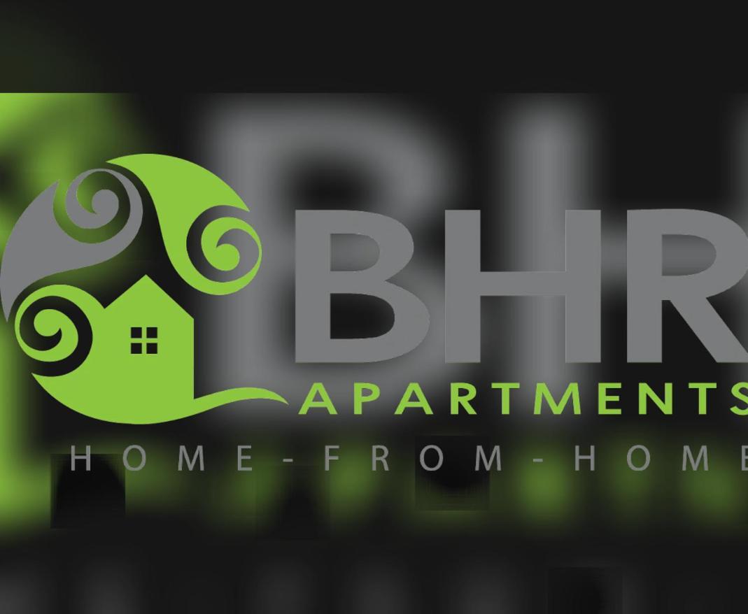Excellent Location - City Centre - Parking - 4 Beds -2 Bedrooms Belfast Buitenkant foto